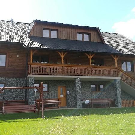 Rekreacne Zariadenie Chmelisko Pruzina Exteriör bild